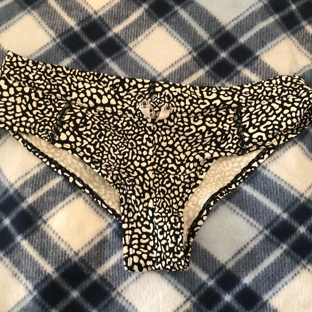 VICTORIA SECRET PANTY